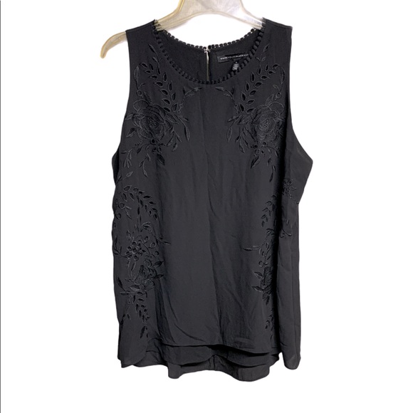 White House Black Market Tops - WHBM black floral embroidered sleeveless blouse L